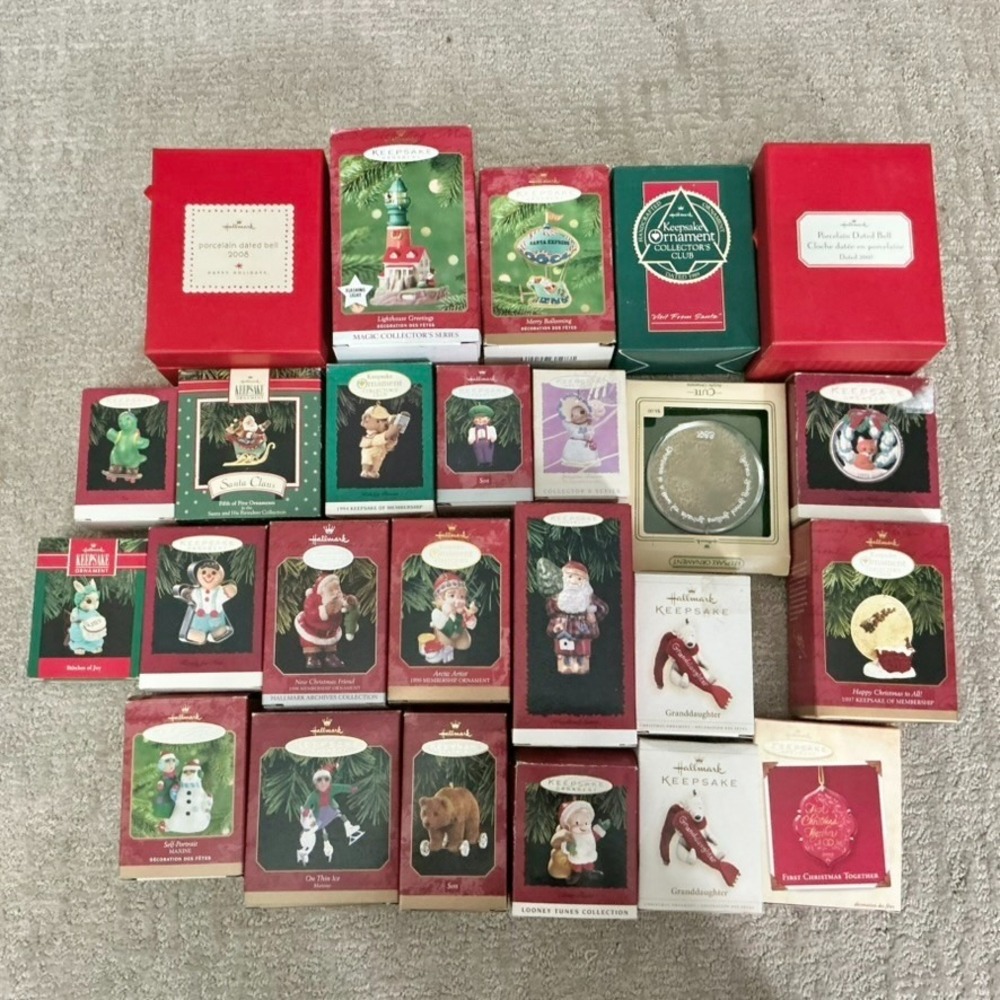 Hallmark Keepsake Christmas Ornament Mixed LOT of 25 Pieces Santa Elves Maxine
